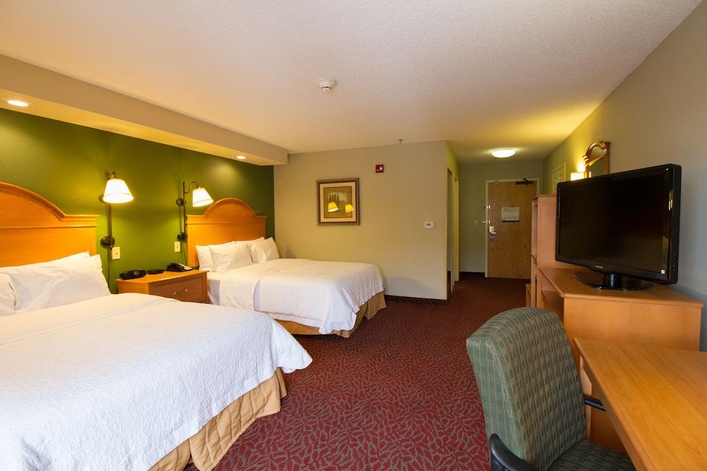 Hampton Inn Norfolk Exteriör bild