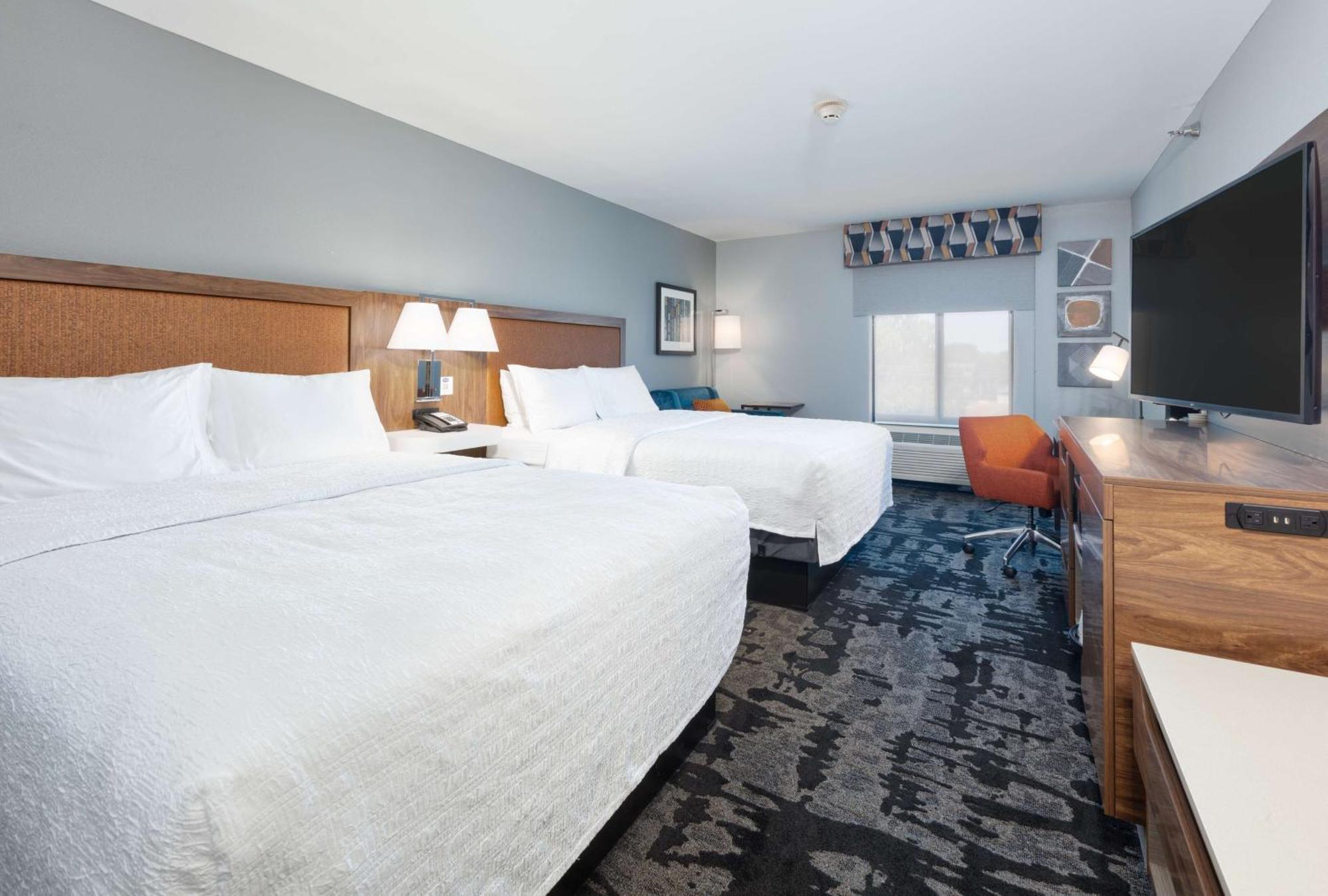 Hampton Inn Norfolk Exteriör bild